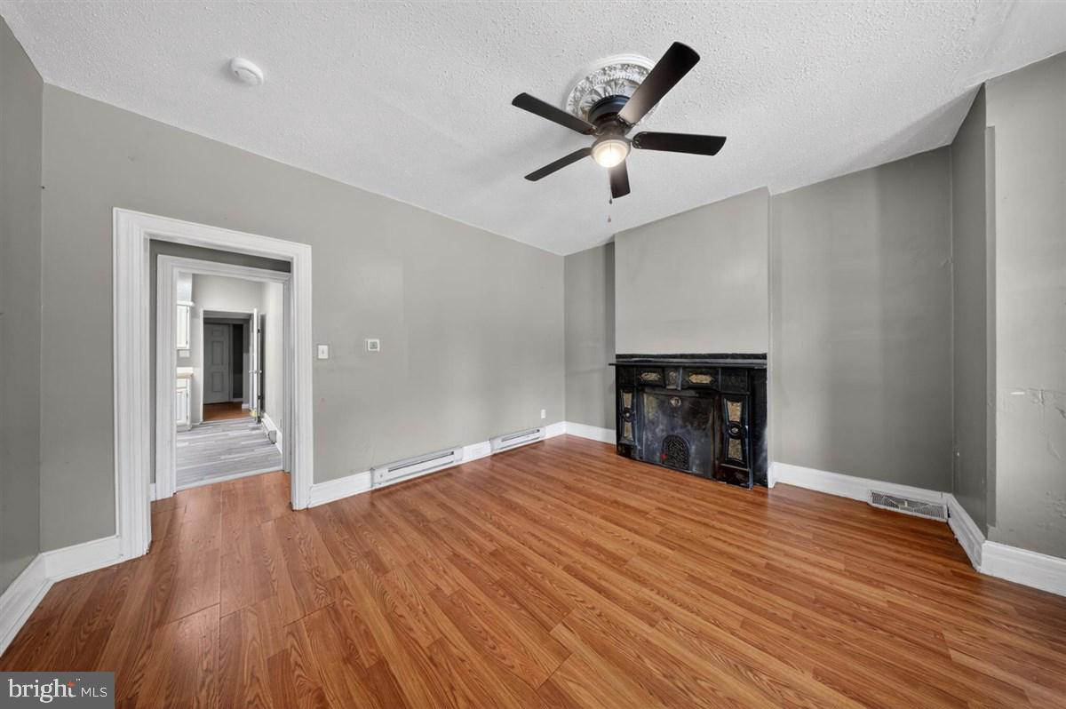 1014 N Adams St Property Photo 5
