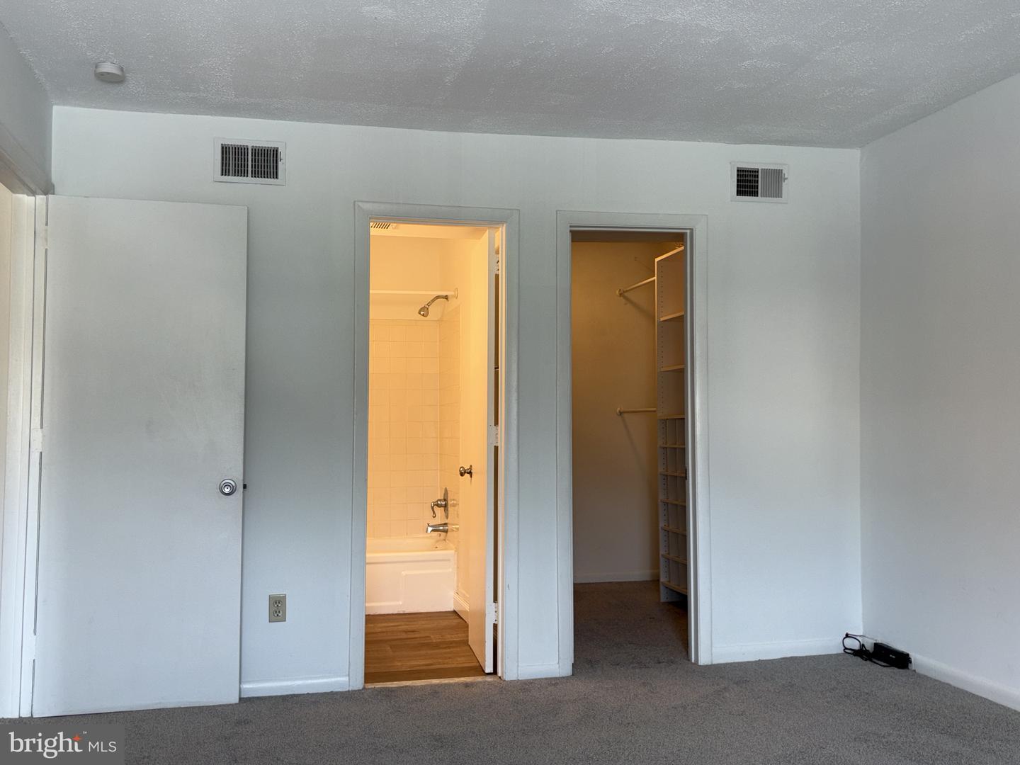 5420 Valley Green Dr #d4 Property Photo 18