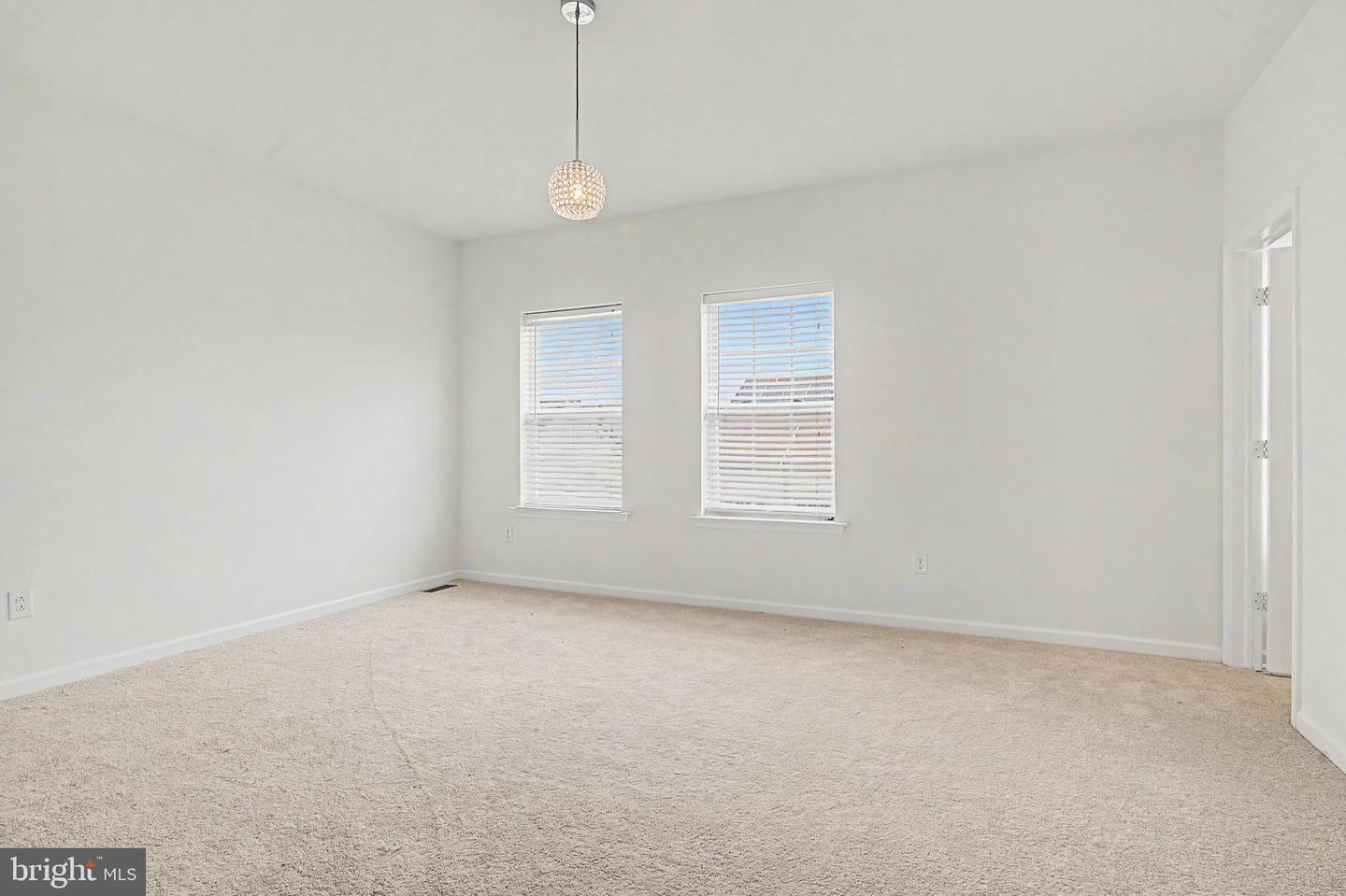 281 N Bayberry Pkwy Property Photo 20