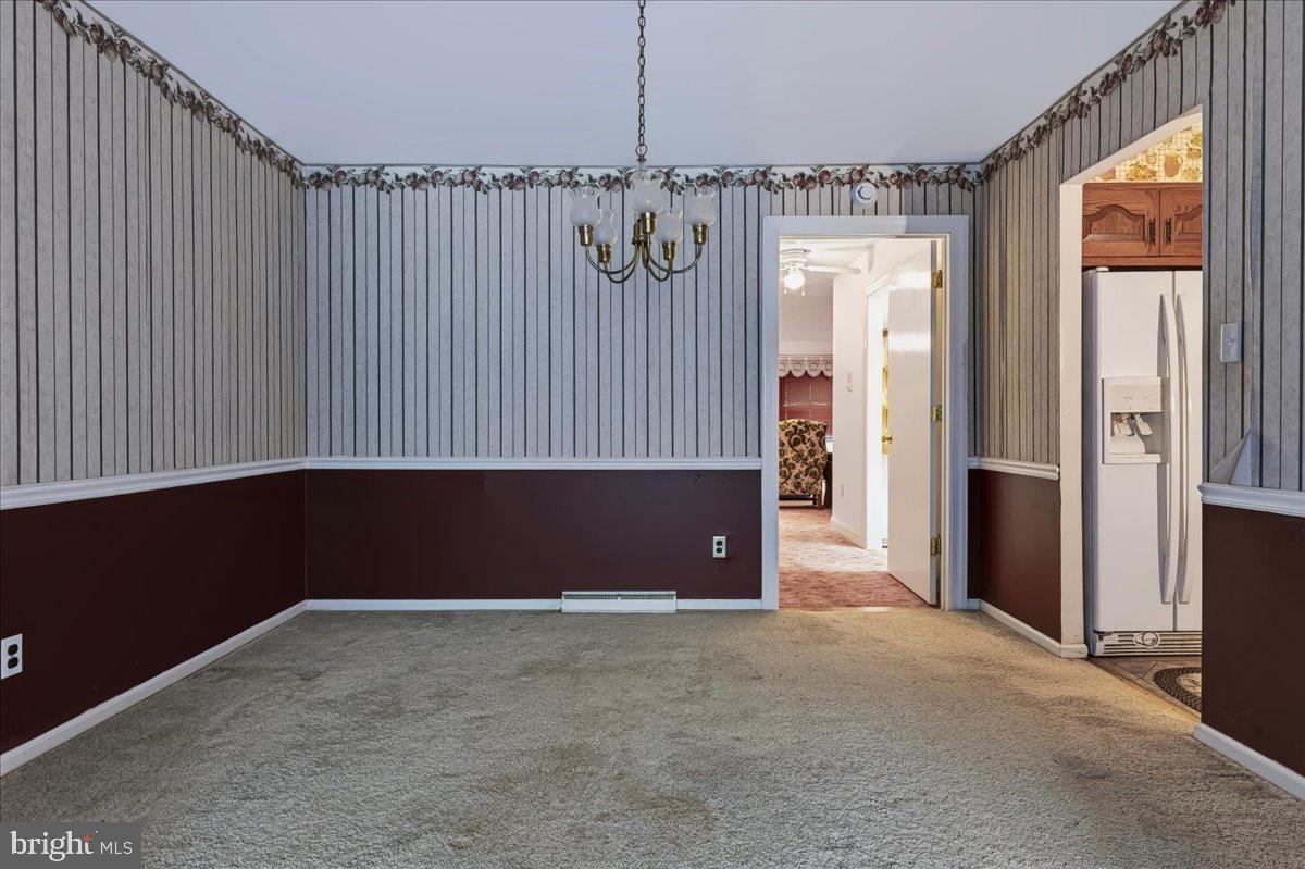 317 Arbour Dr Property Photo 6