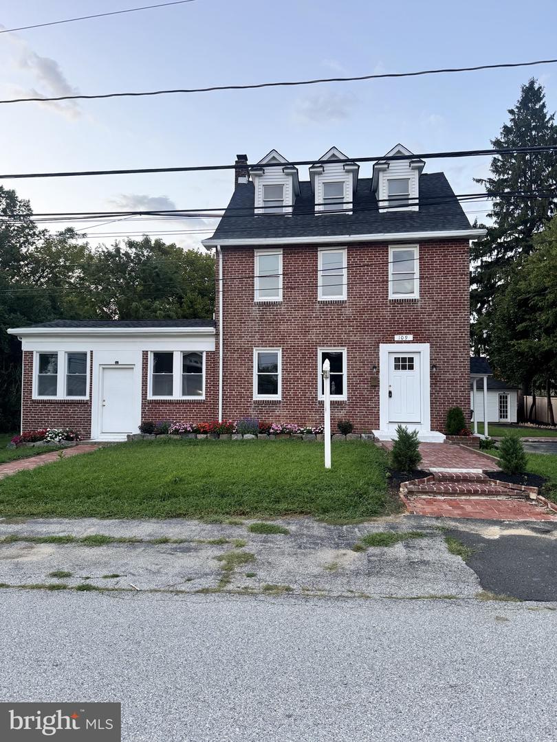 109 Cleveland Ave Property Photo 1