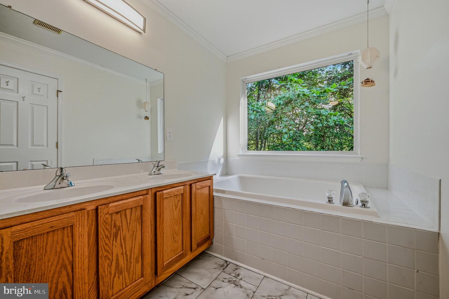 1 N Thomas Ln Property Photo 22
