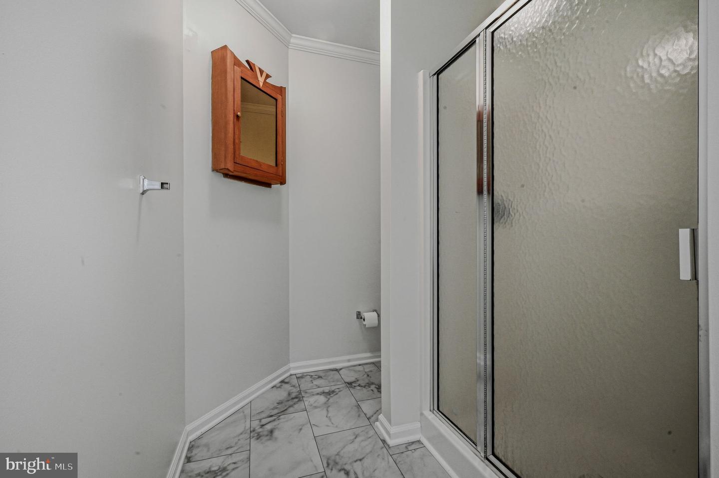 1 N Thomas Ln Property Photo 23