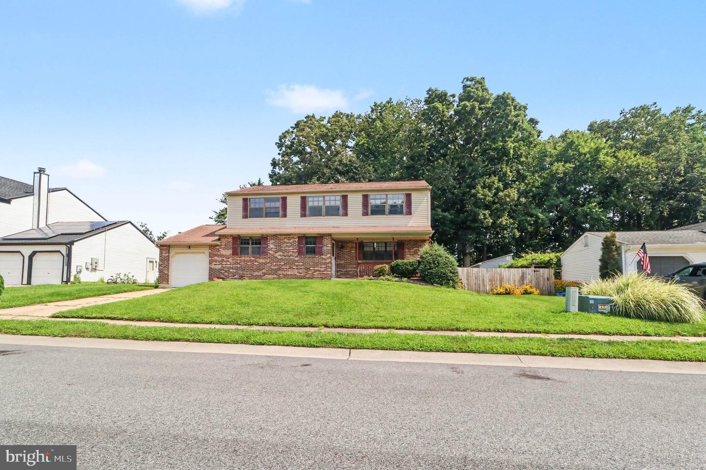 737 Fox Chase Cir Property Photo 2