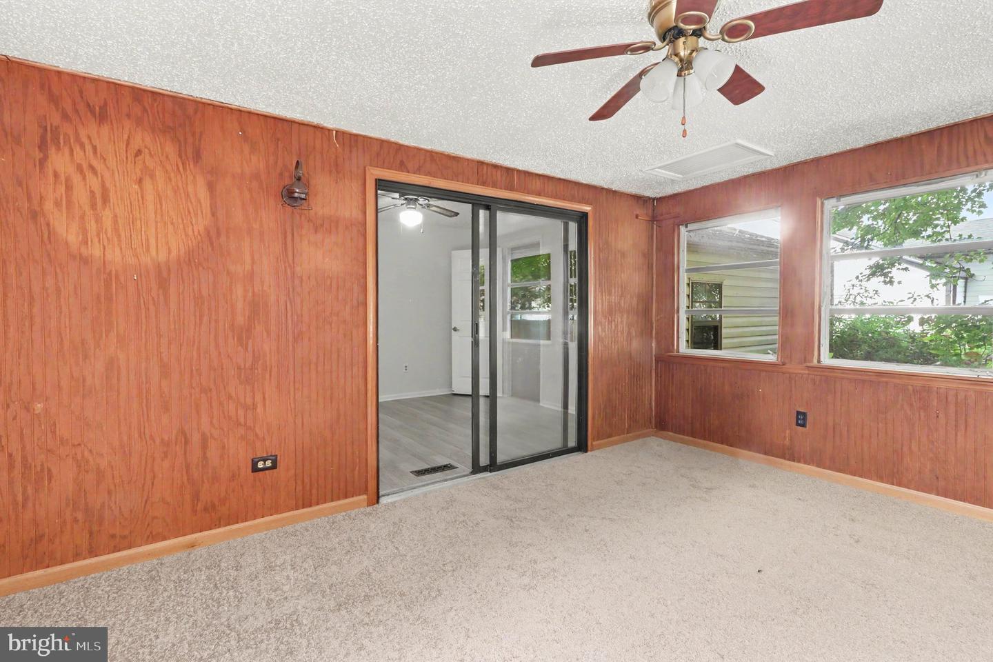 737 Fox Chase Cir Property Photo 14