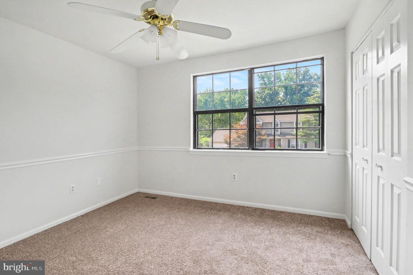 737 Fox Chase Cir Property Photo 30