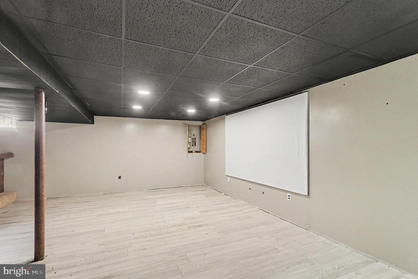 737 Fox Chase Cir Property Photo 44