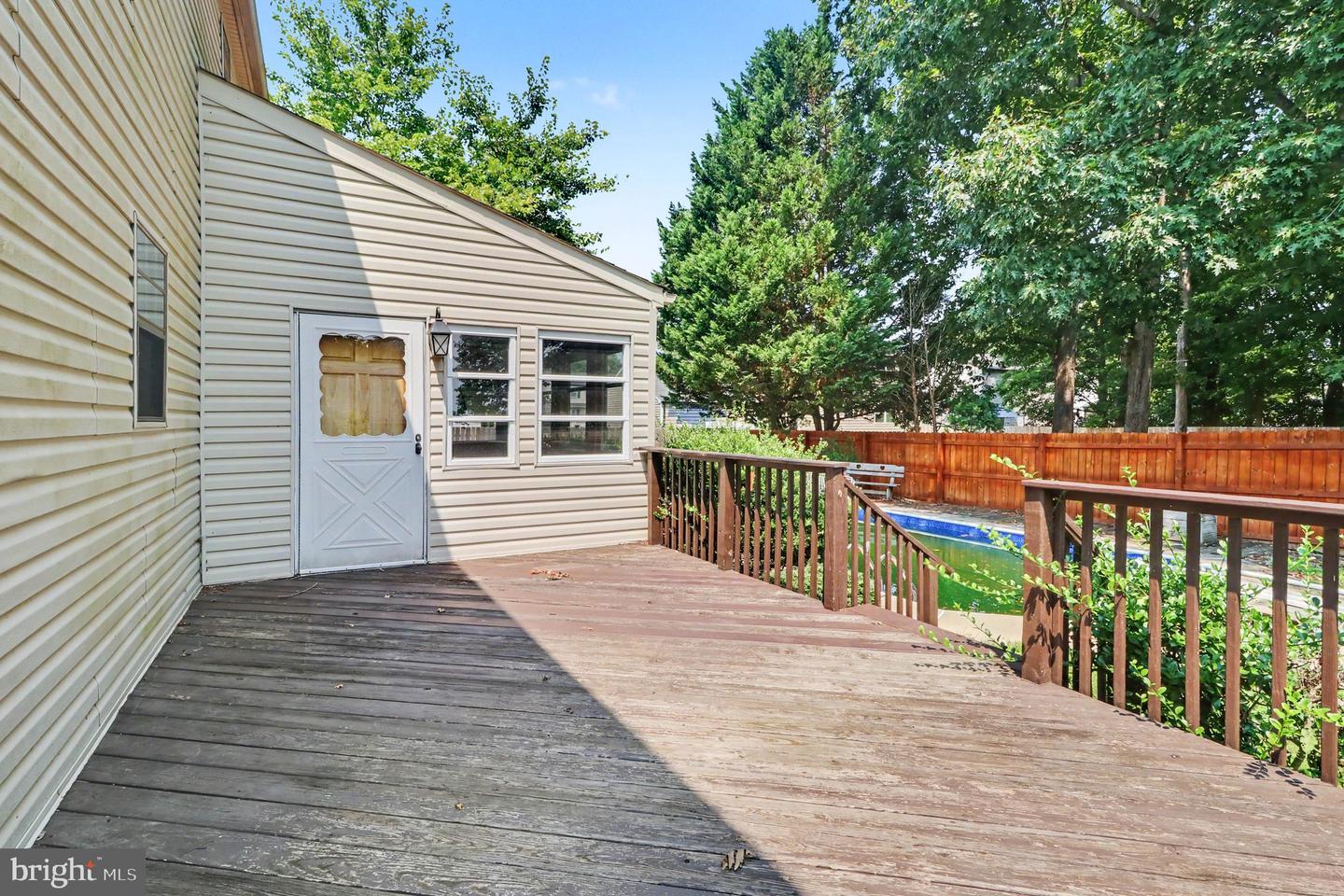 737 Fox Chase Cir Property Photo 49