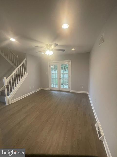 2221 Dickens Ter Property Photo 8