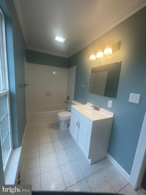 2221 Dickens Ter Property Photo 9