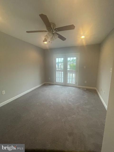2221 Dickens Ter Property Photo 11