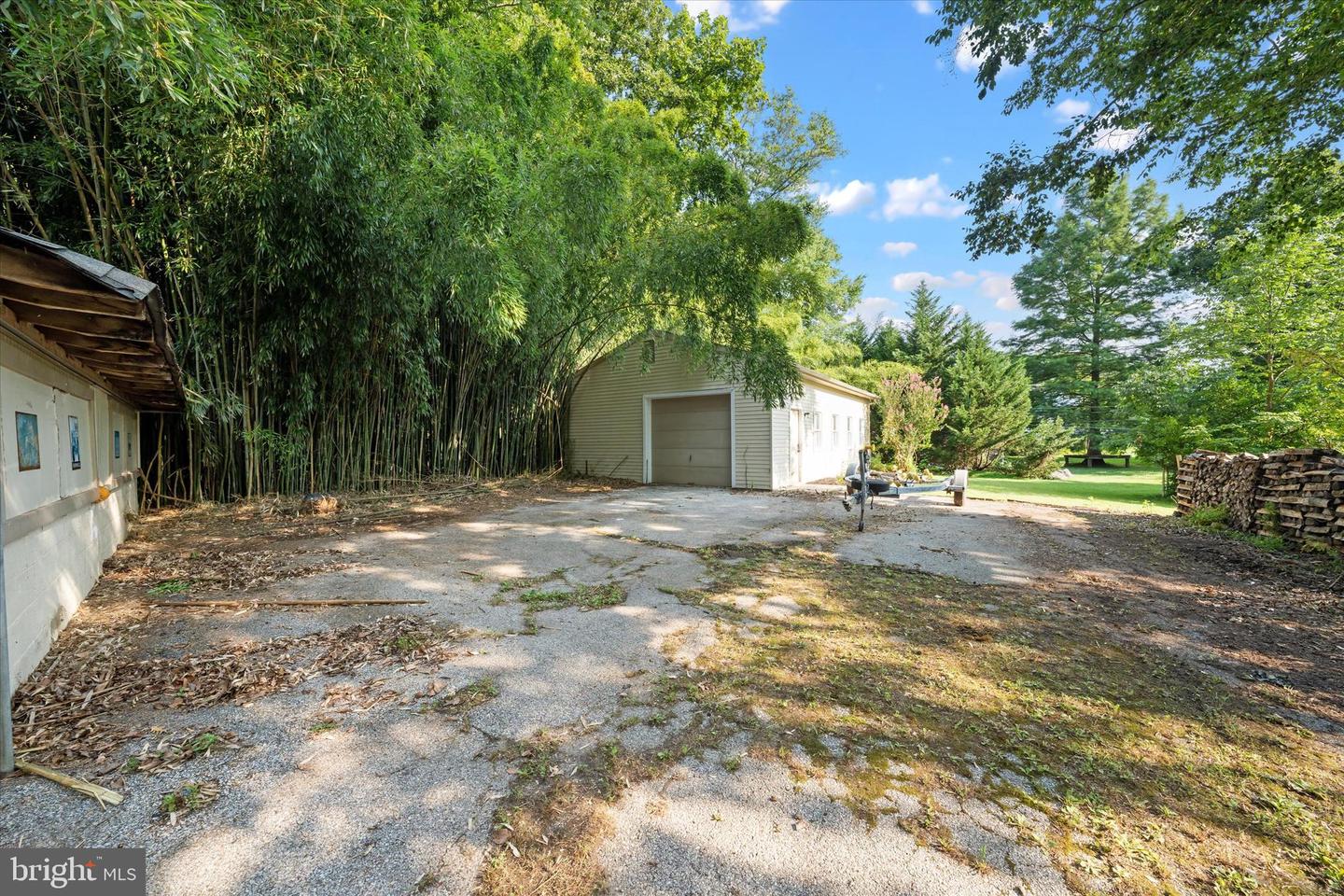2302 Marsh Rd Property Photo 12