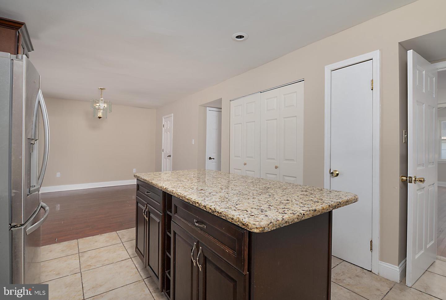 30 Lanford Rd Property Photo 12