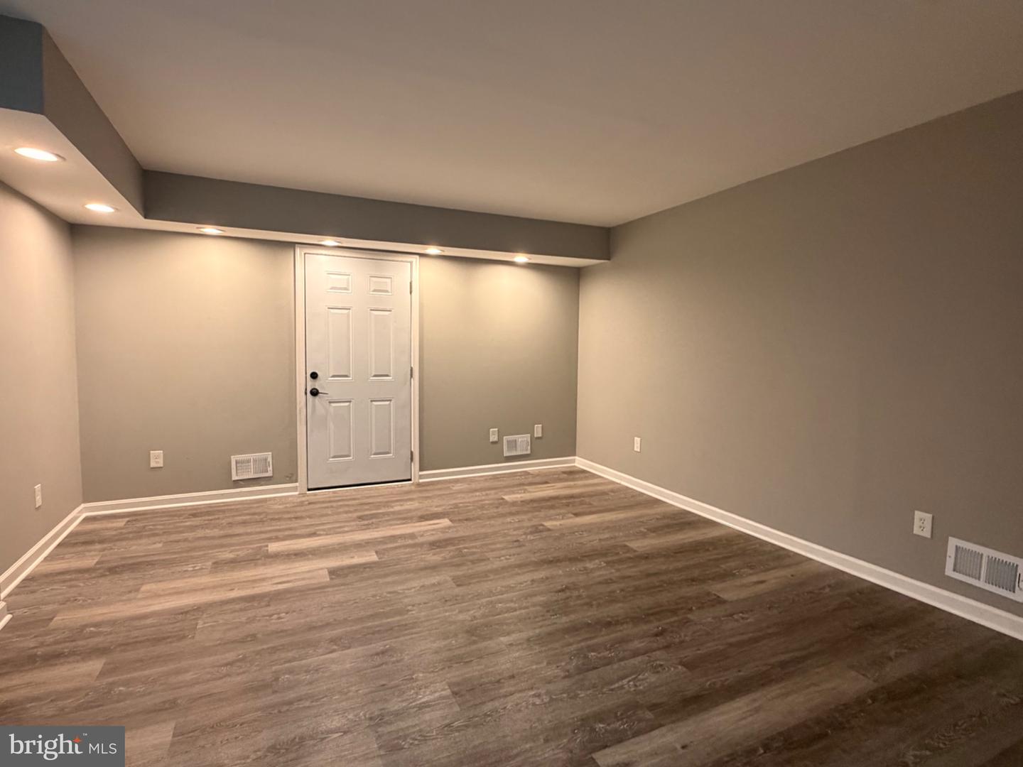 6 Wedgefield Ct Property Photo 2