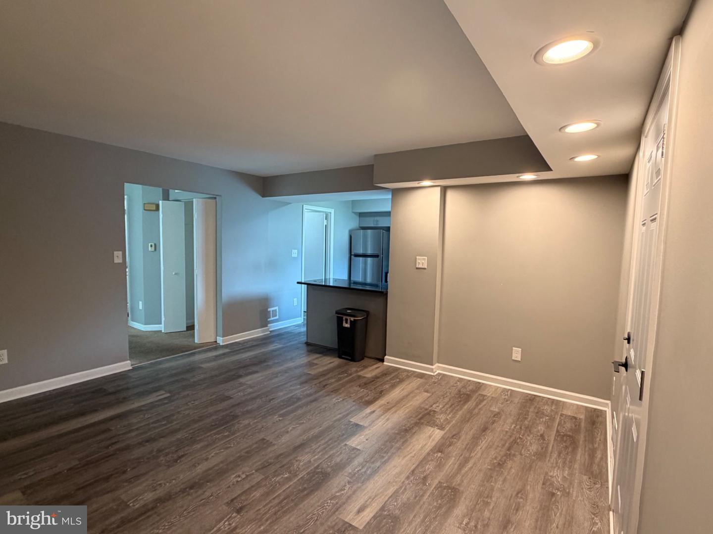 6 Wedgefield Ct Property Photo 3