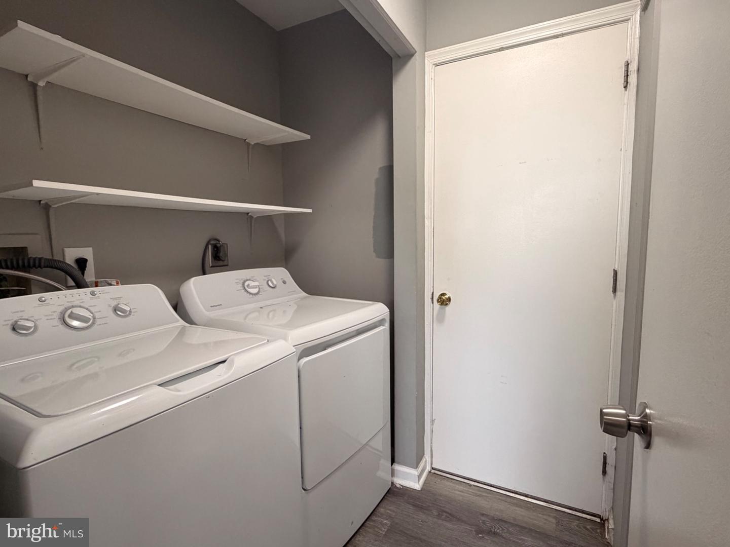 6 Wedgefield Ct Property Photo 6