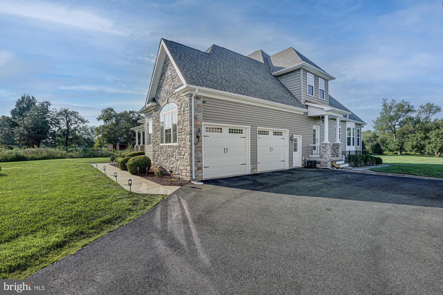 1233 Bunker Hill Rd Property Photo 12