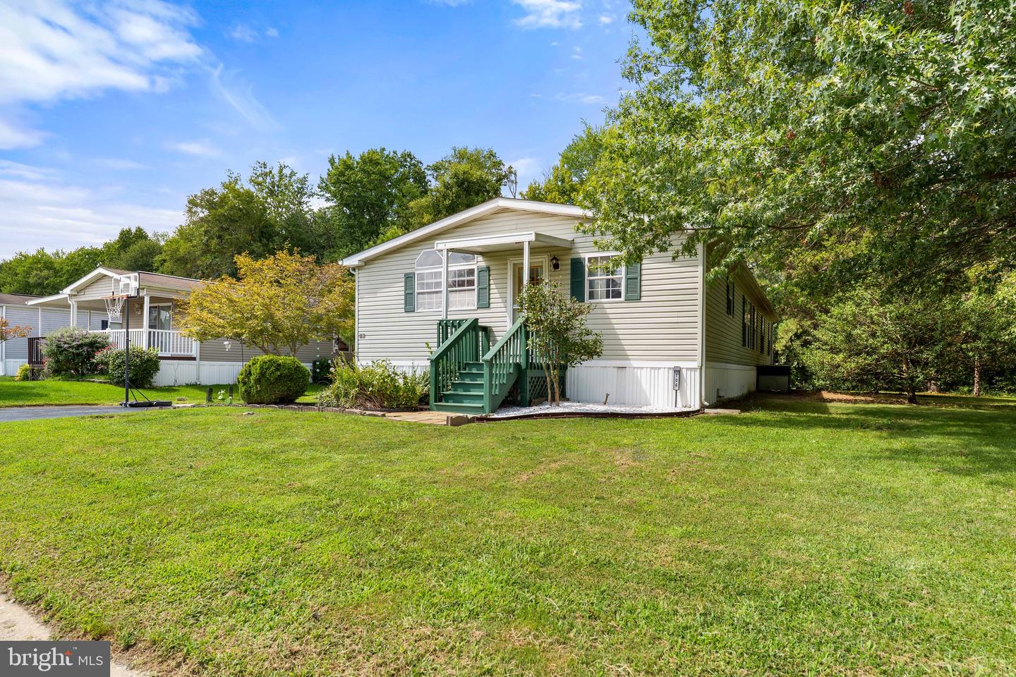 106 W TULIP LN #322