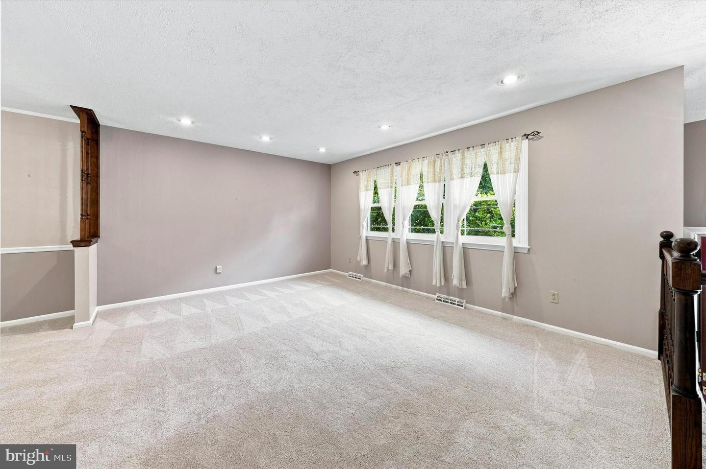 27 Duvall Ct Property Photo 9