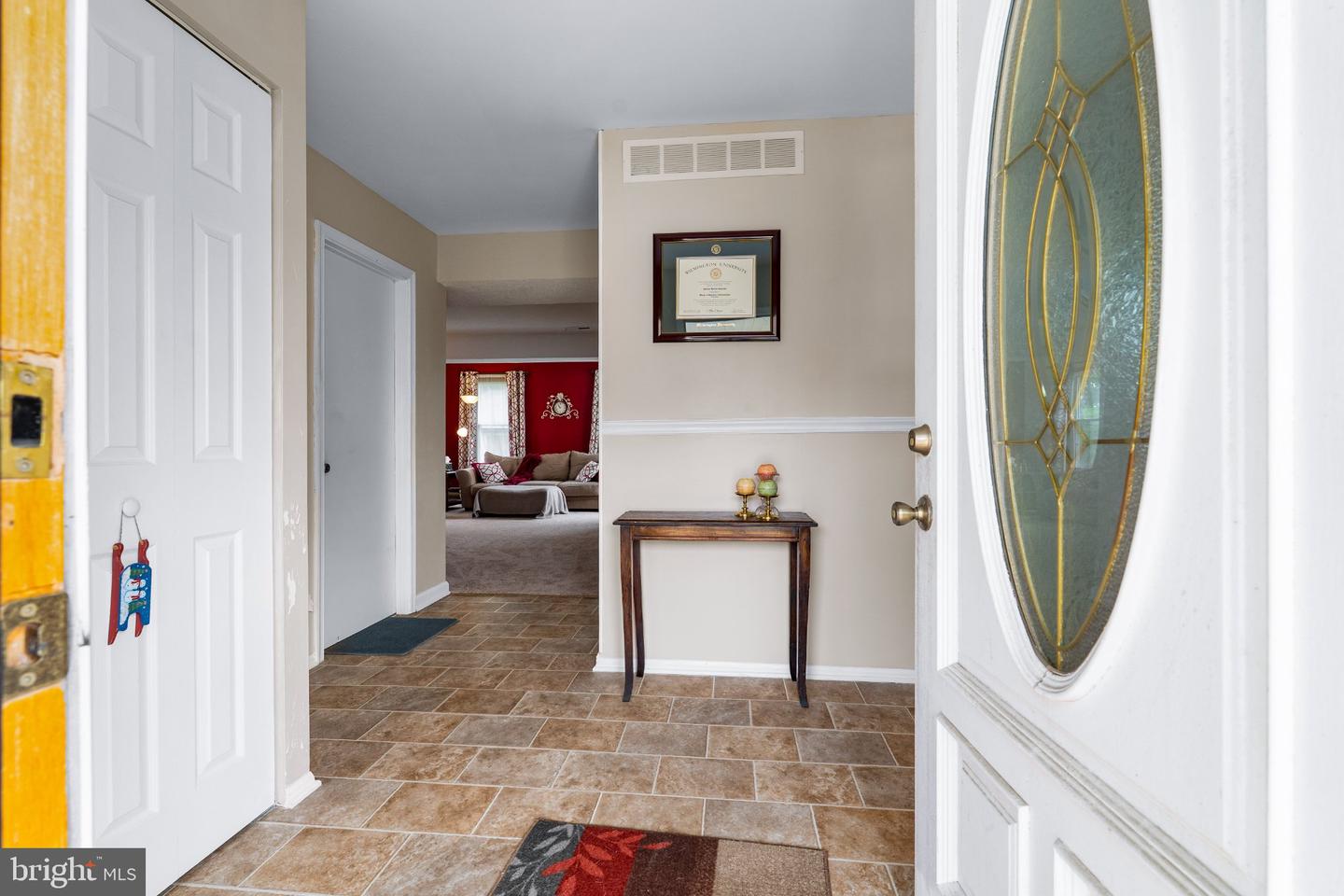 13 E Weald Ave E Property Photo 4