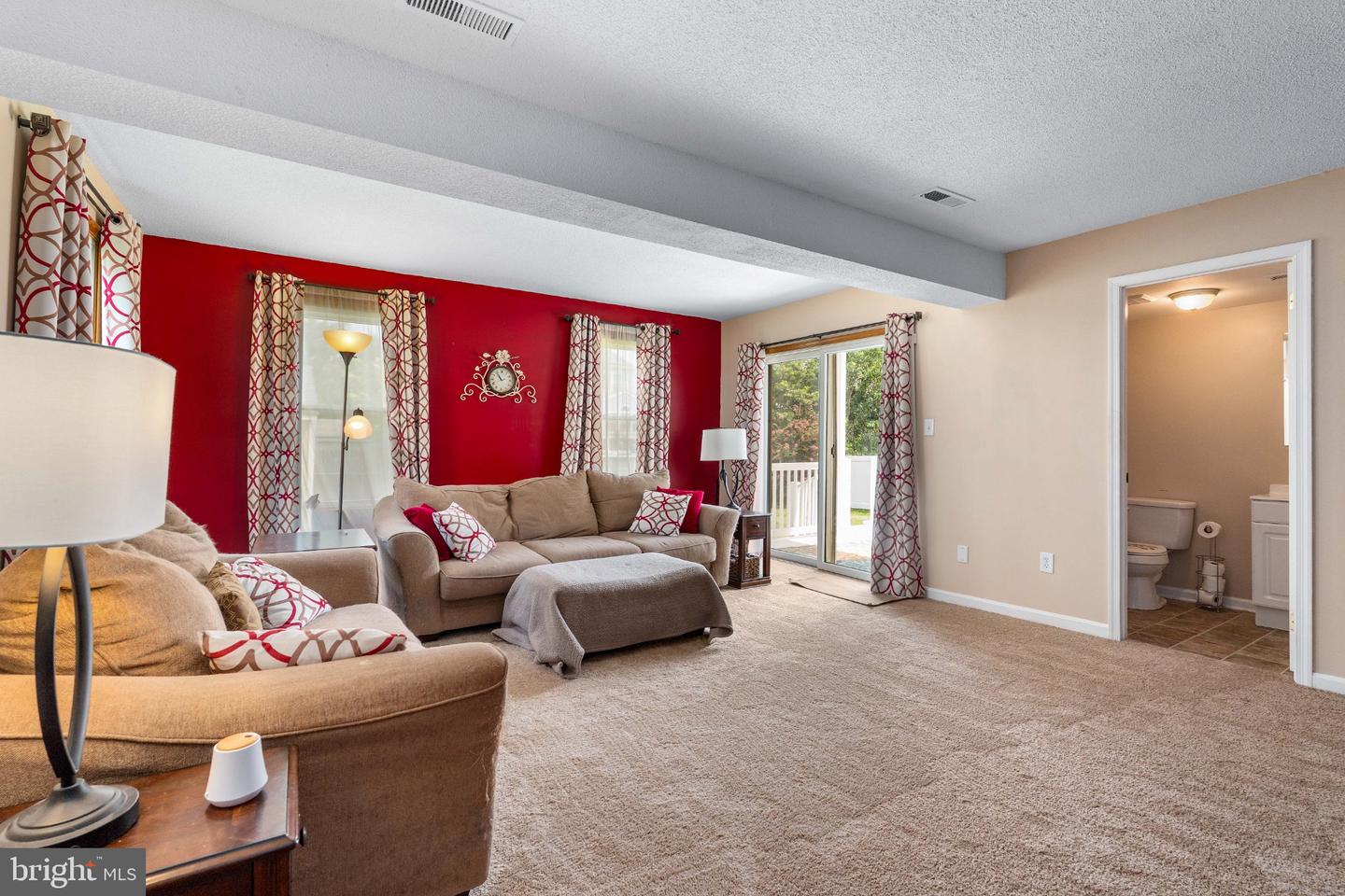 13 E Weald Ave E Property Photo 6