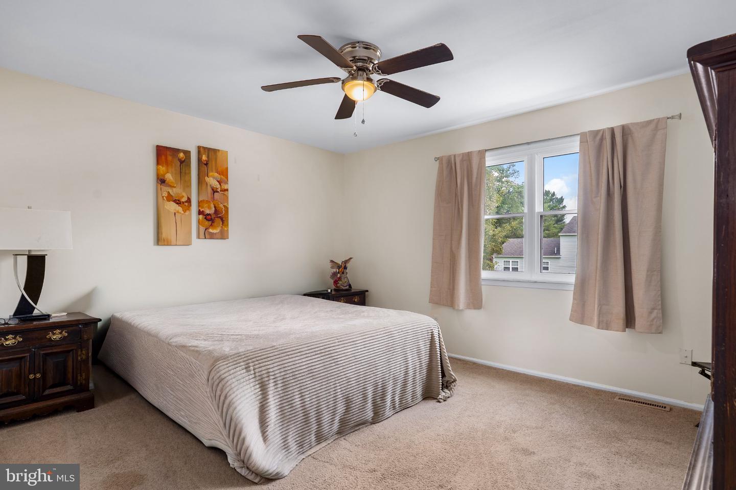 13 E Weald Ave E Property Photo 15