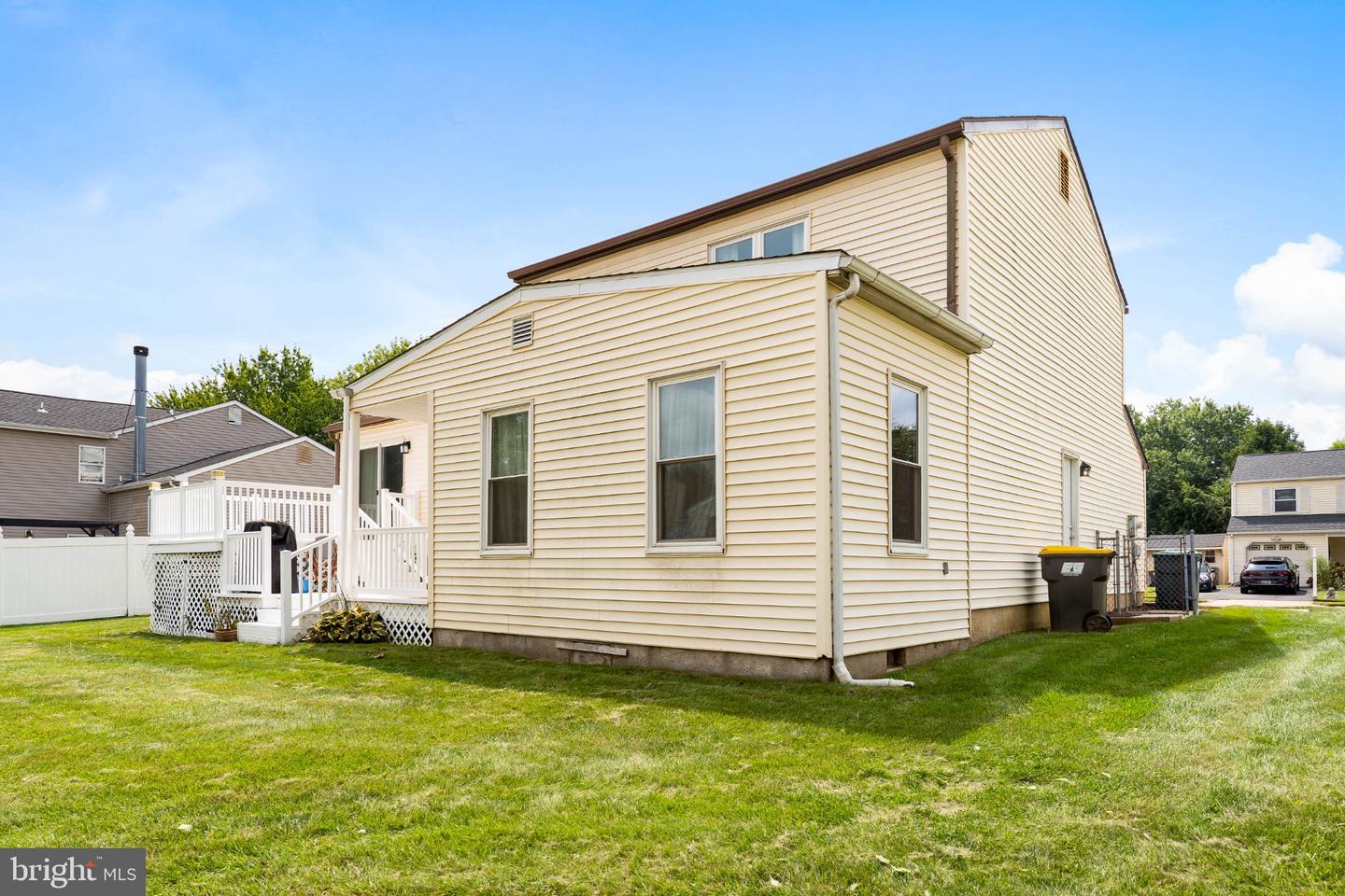 13 E Weald Ave E Property Photo 30