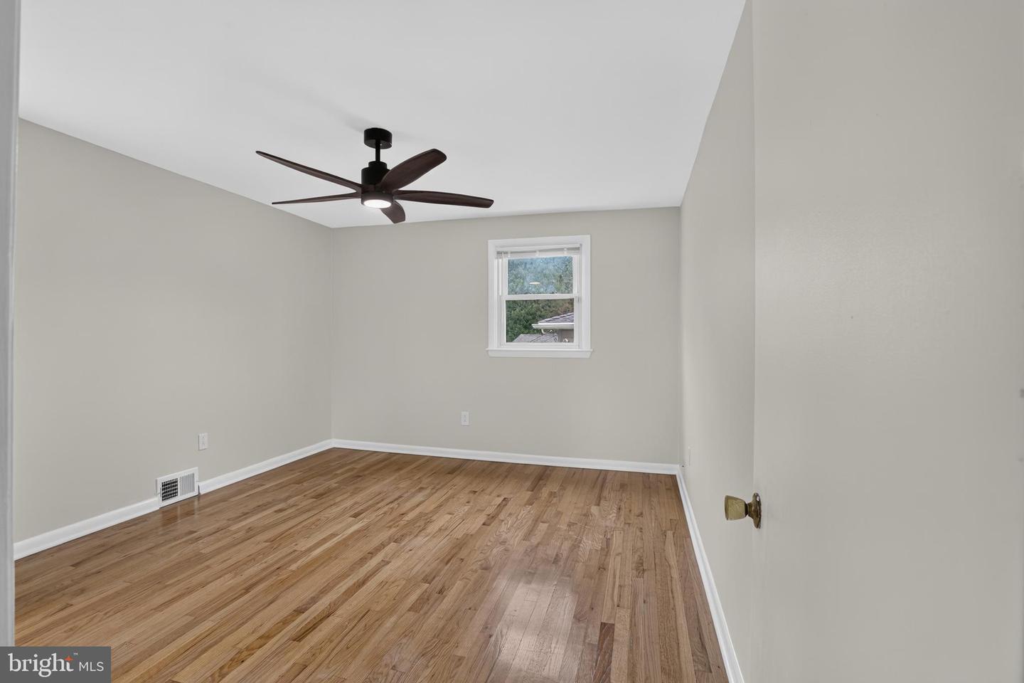 211 S Dillwyn Rd Property Photo 36