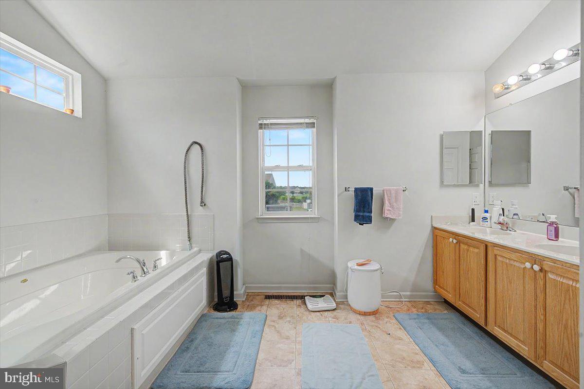 748 Tracy Cir Property Photo 22