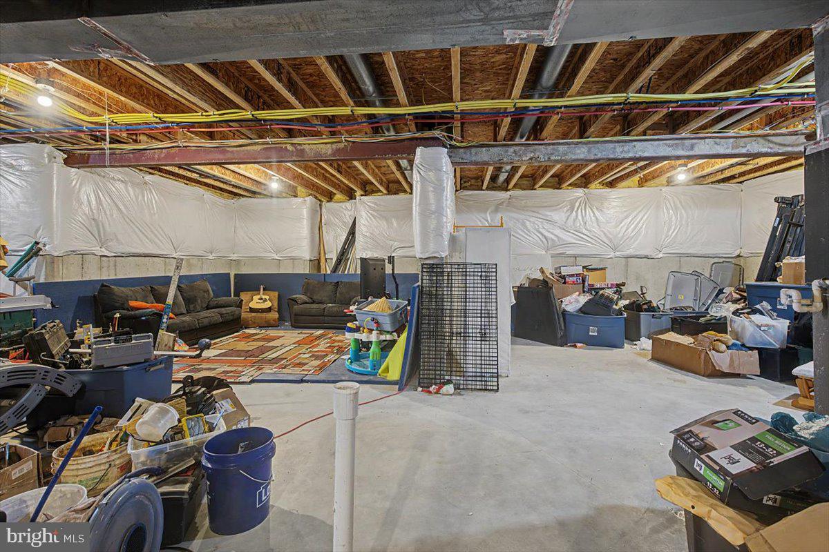 748 Tracy Cir Property Photo 32