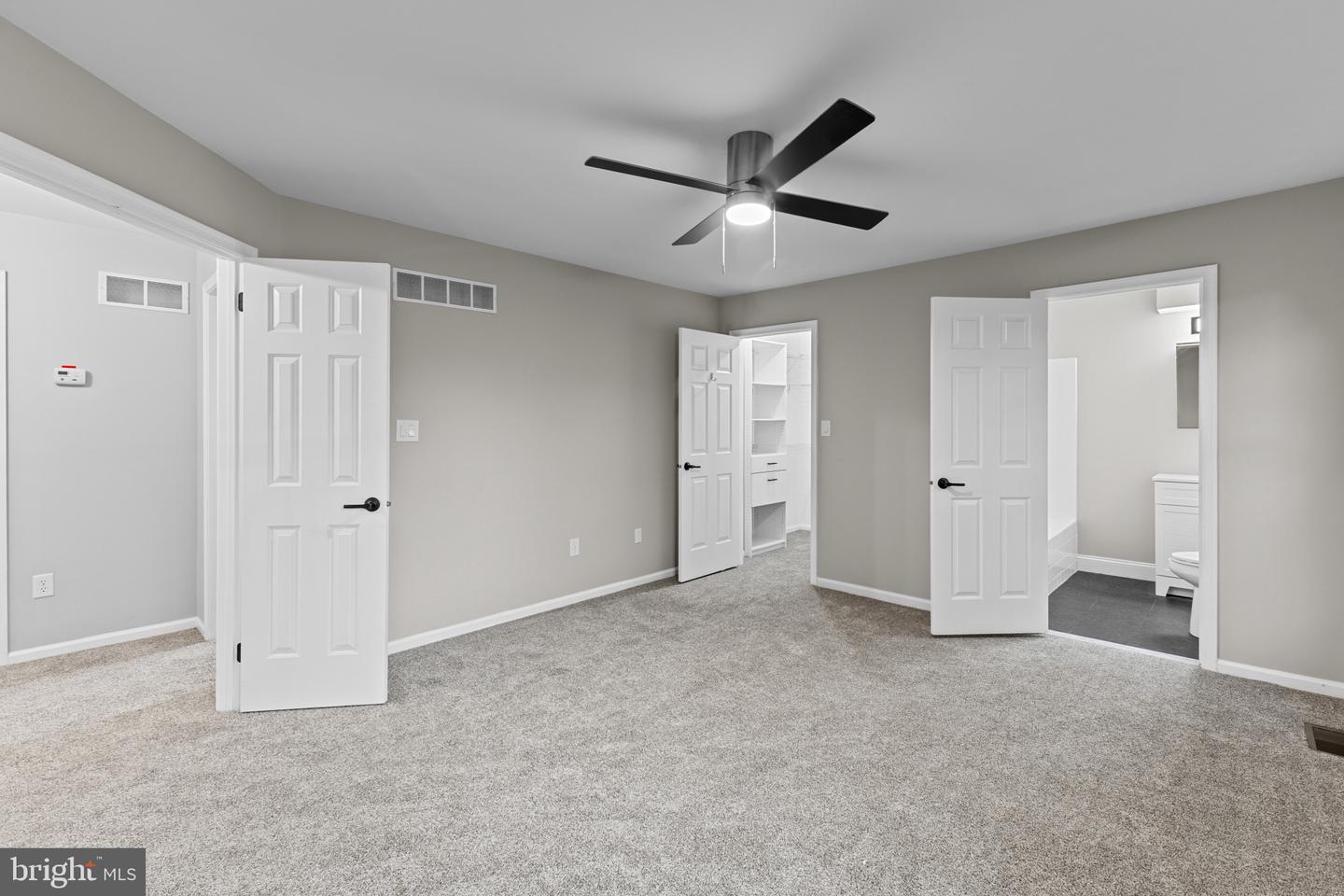 28 Eynon Ct Property Photo 18