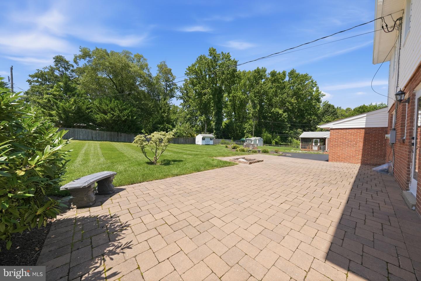 2011 Foulk Rd Property Photo 49