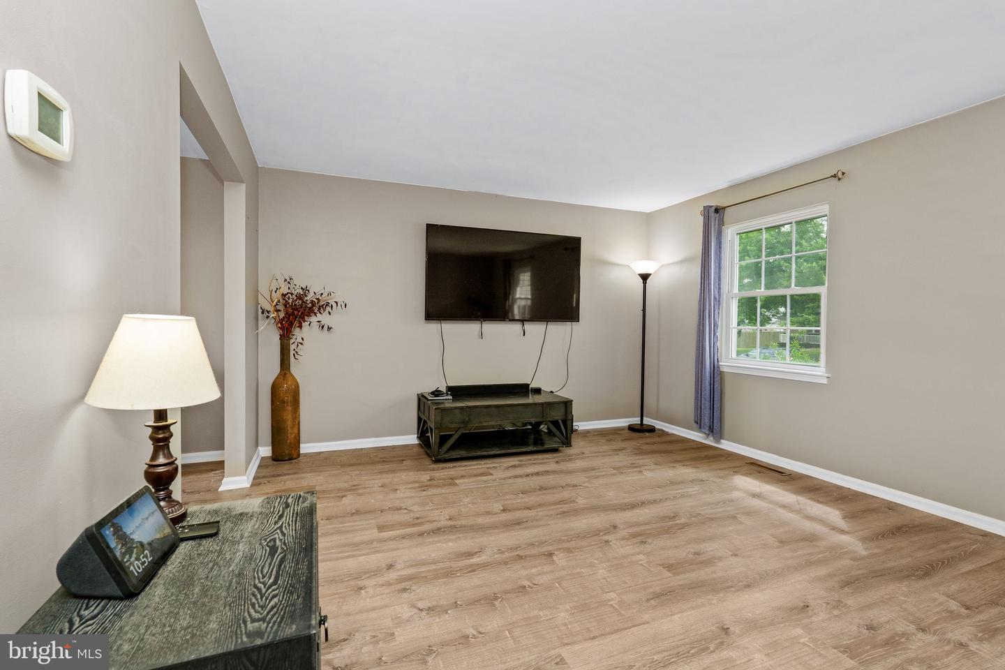 415 Jaymar Blvd Property Photo 7