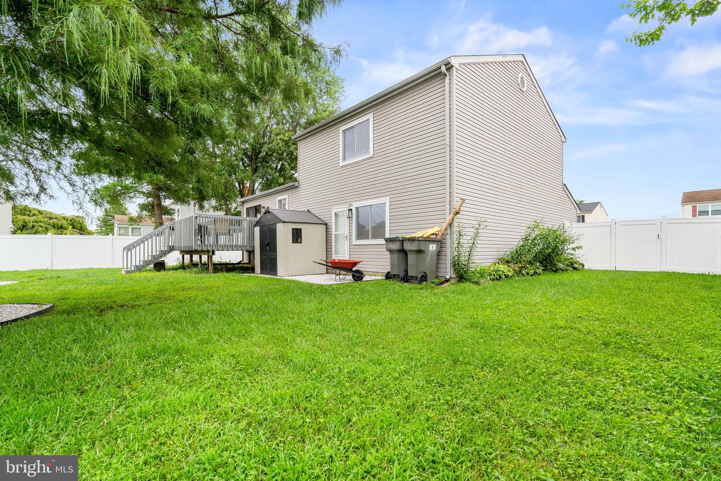 415 Jaymar Blvd Property Photo 22