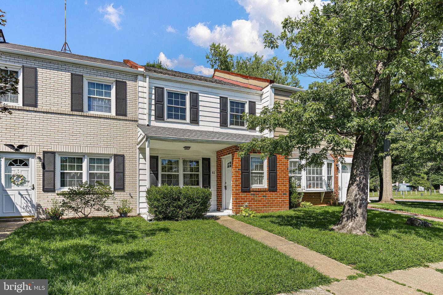 62 ETHAN ALLEN CT
