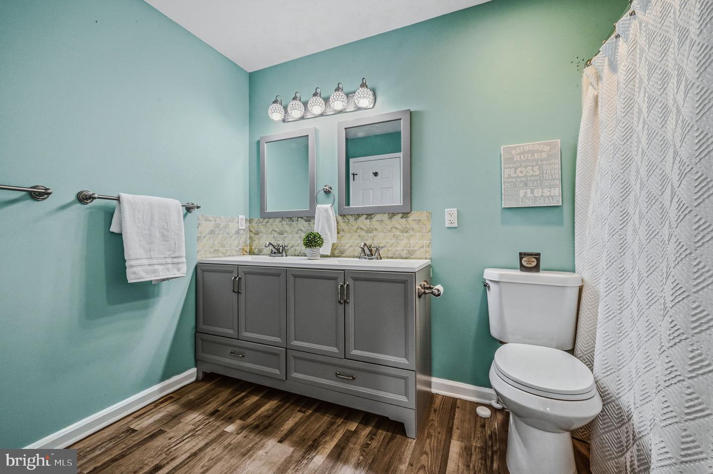 41 Carrick Ln Property Photo 24