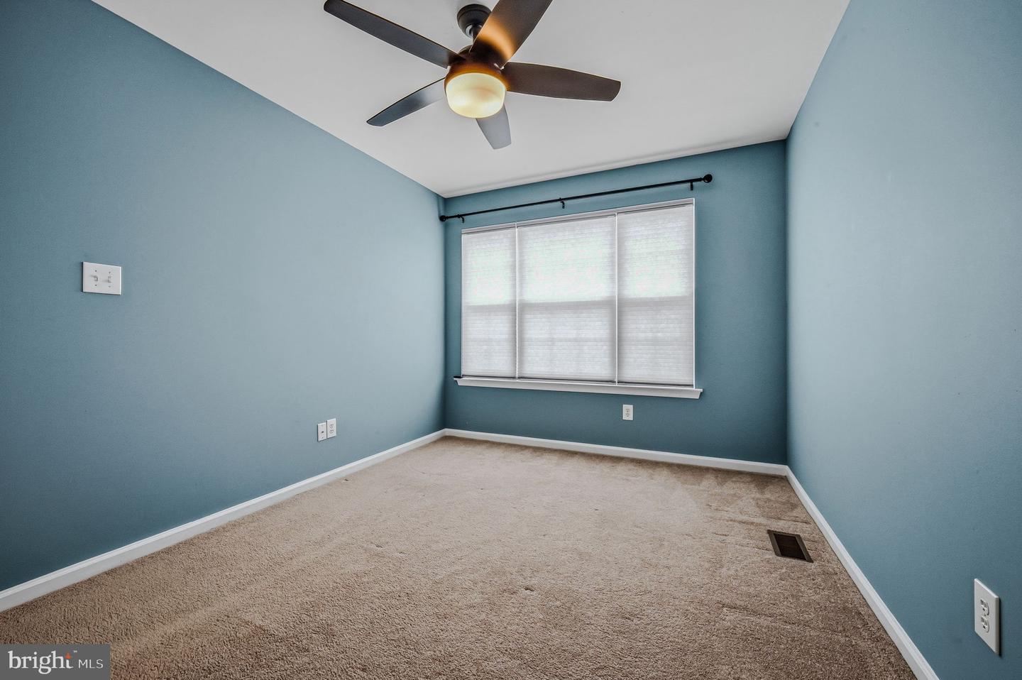 41 Carrick Ln Property Photo 27