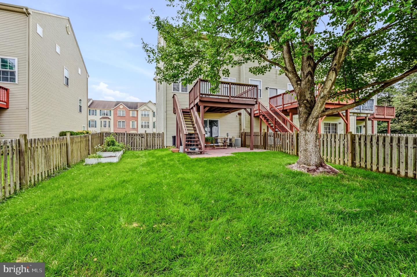 41 Carrick Ln Property Photo 33