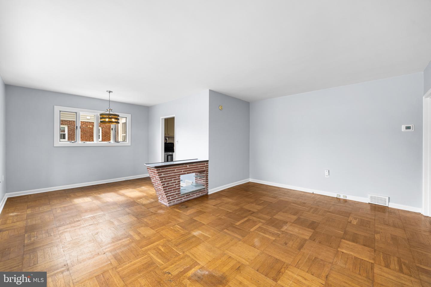 12 Homewood Rd Property Photo 5