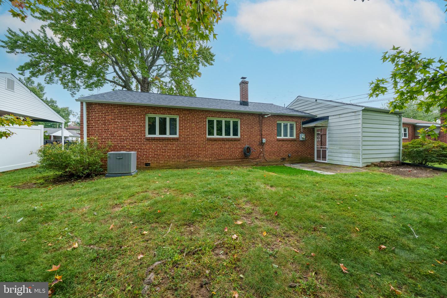 12 Homewood Rd Property Photo 17