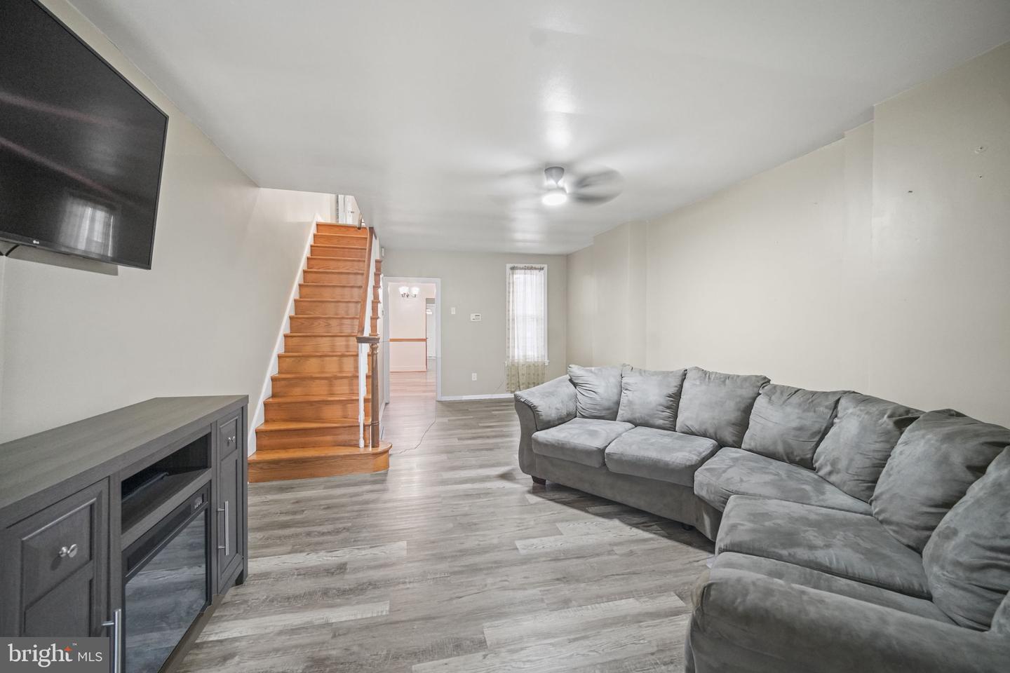 1322 Maryland Ave Property Photo 3