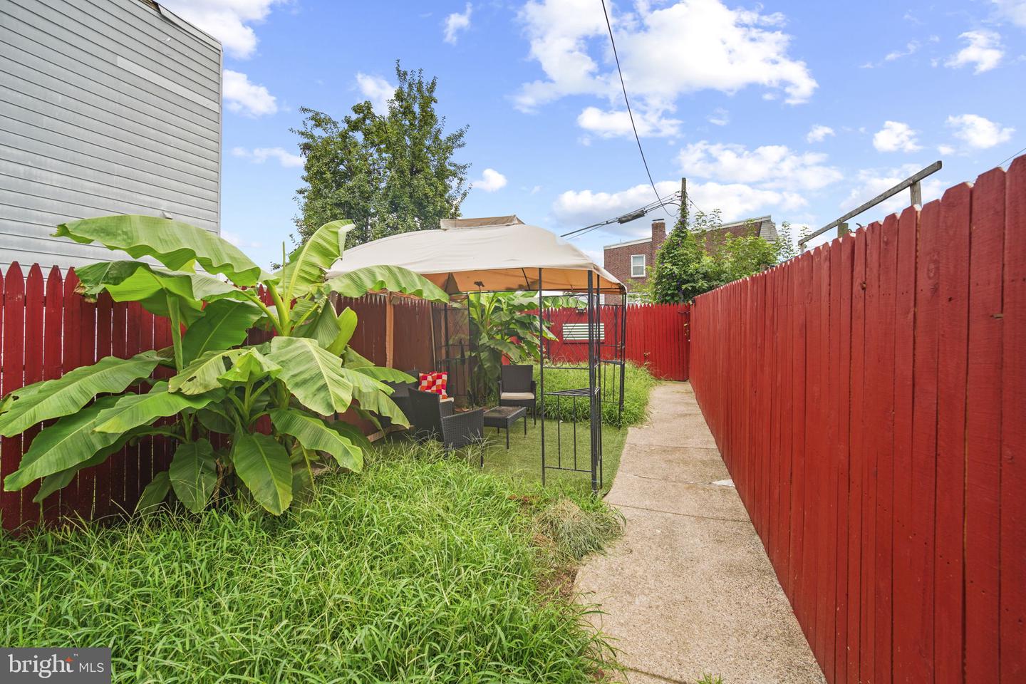1322 Maryland Ave Property Photo 13