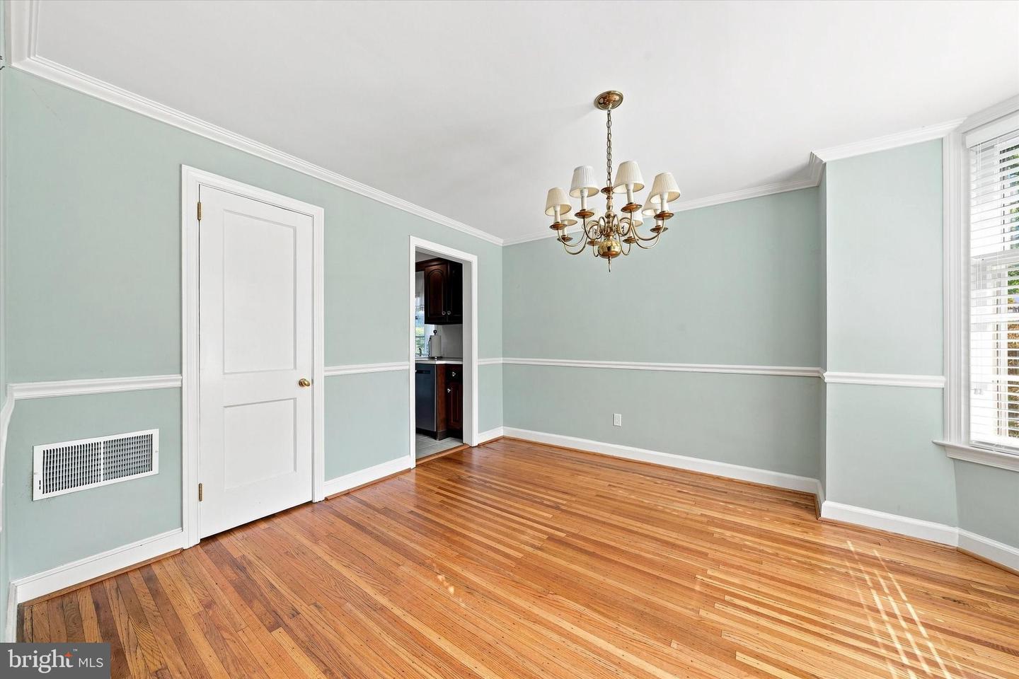 7 York Rd Property Photo 12
