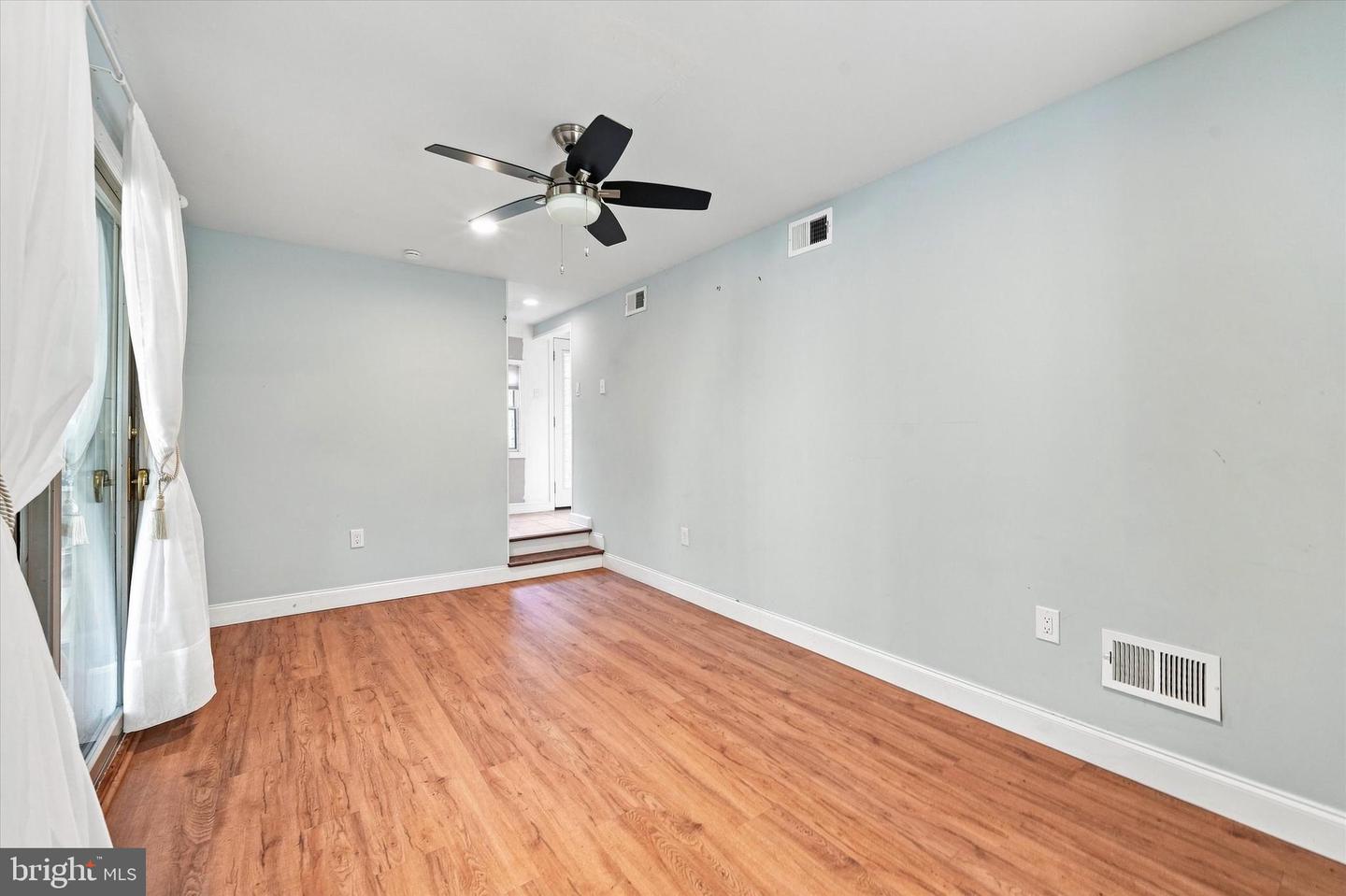 7 York Rd Property Photo 18