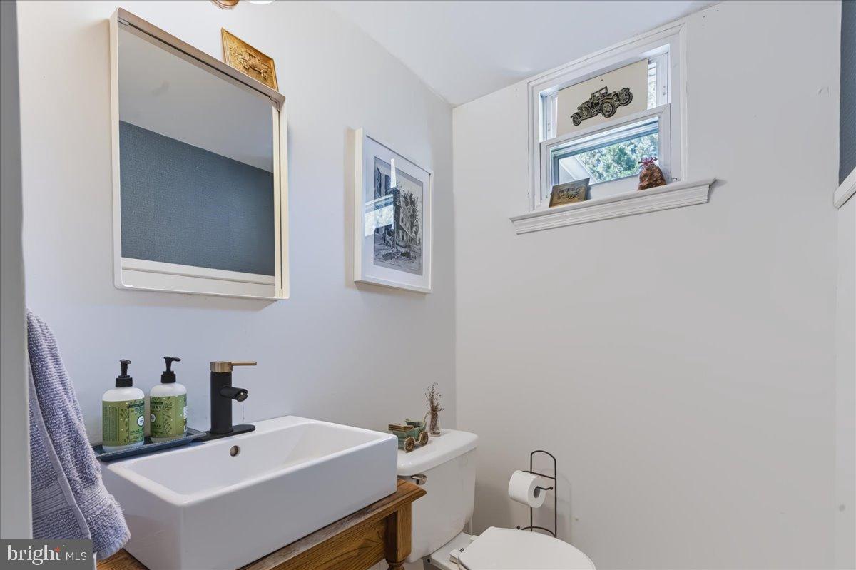 3329 Silverside Rd Property Photo 14