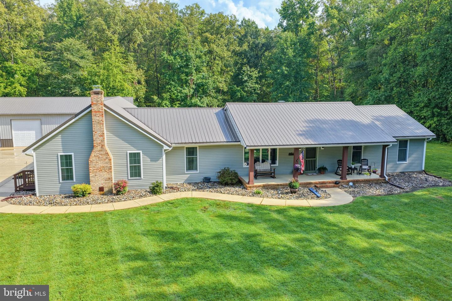 185 Clark Farm Rd Property Photo 3