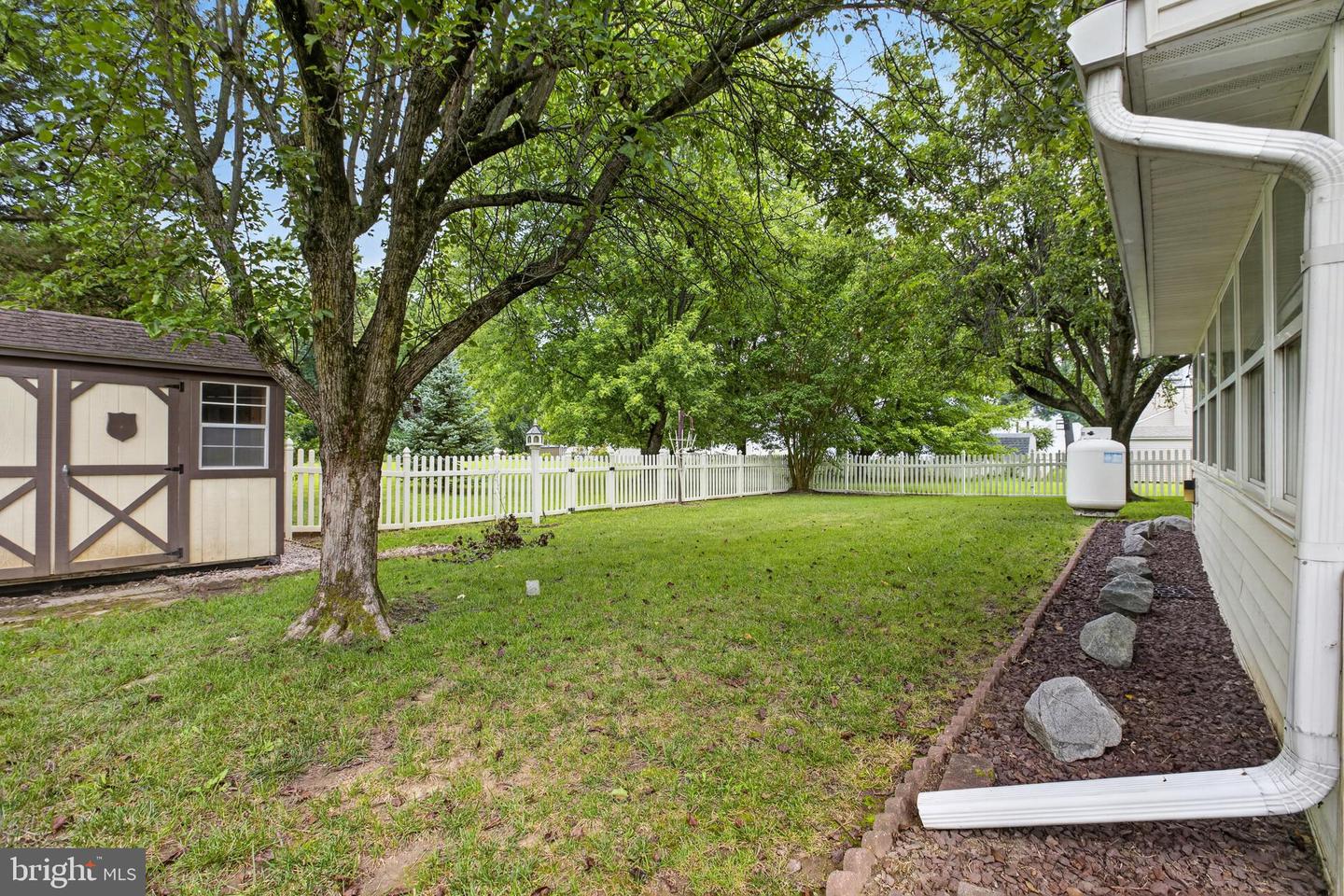 617 Green Spring Dr Property Photo 38