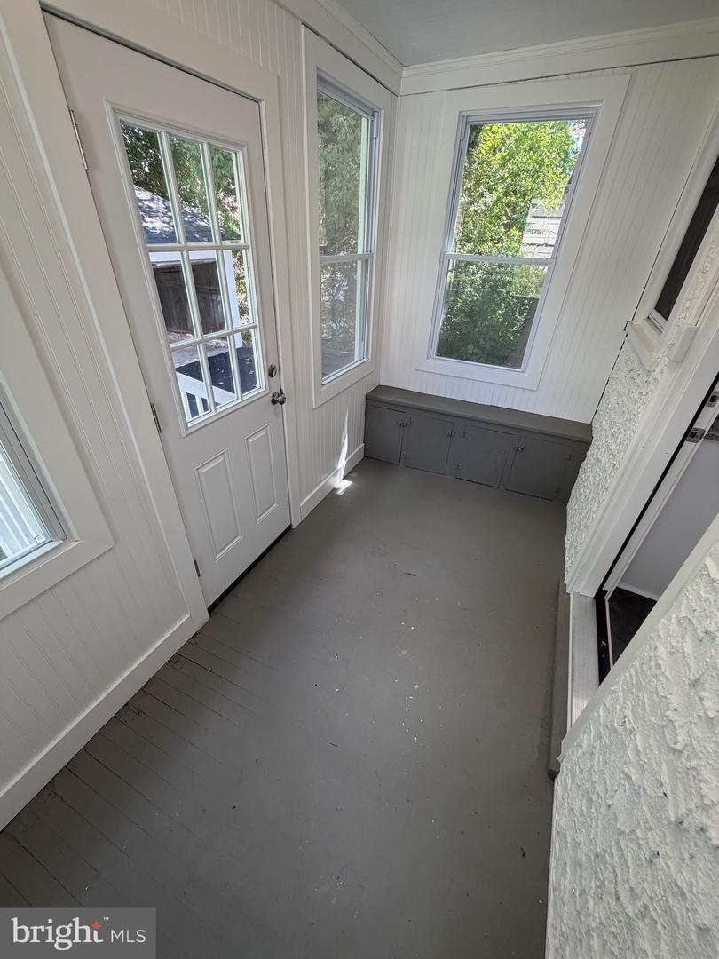 509 Marion Ave Property Photo 19