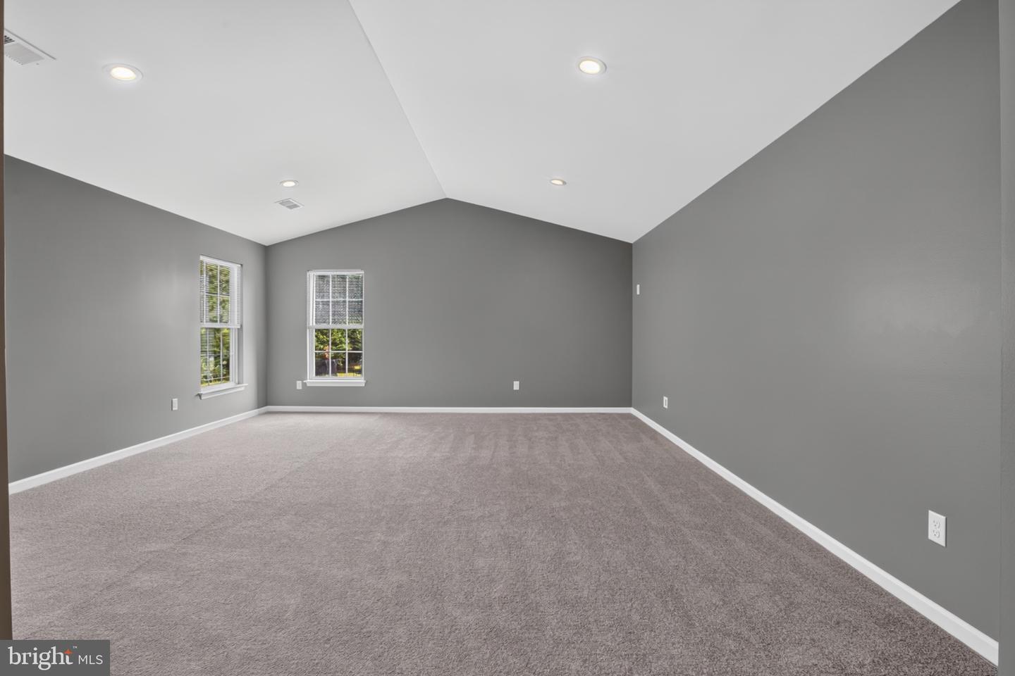 504 Lilac Dr Property Photo 20