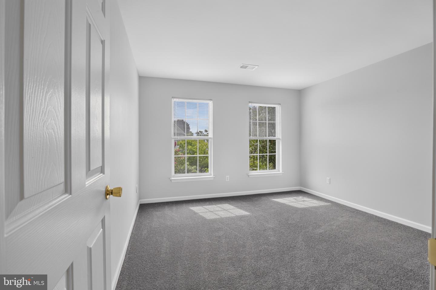 504 Lilac Dr Property Photo 25